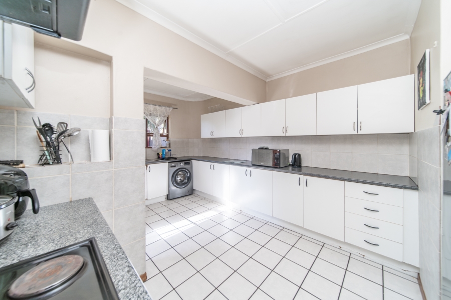 3 Bedroom Property for Sale in Bonza Bay Eastern Cape